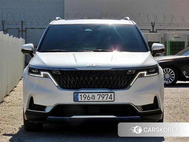 Kia Carnival 4th generation 2022 Белый из Кореи