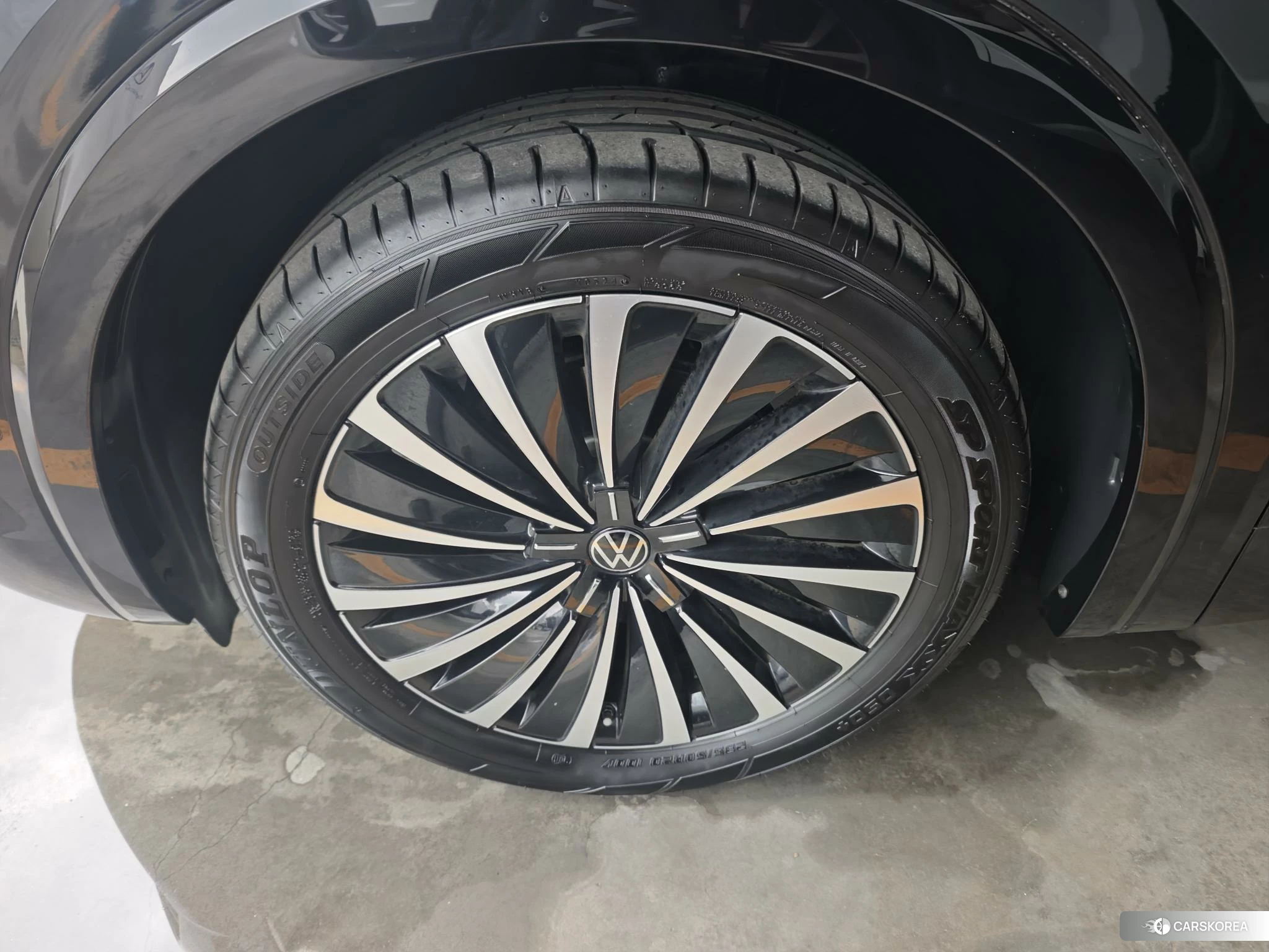 Volkswagen Viloran 2023 Черный из Китая