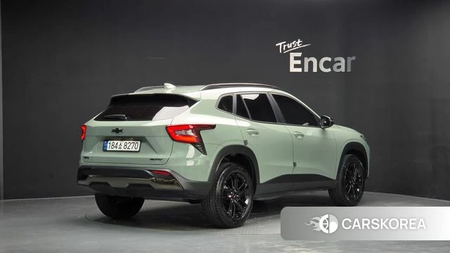Chevrolet (GM Daewoo) Trax Crossover 2024 Зеленый из Кореи