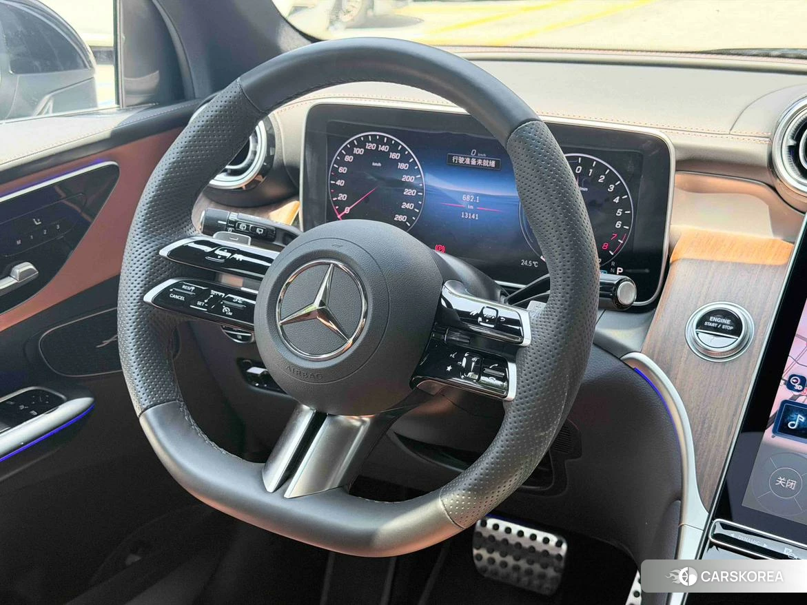 Mercedes-Benz GLC 2024 Черный из Китая