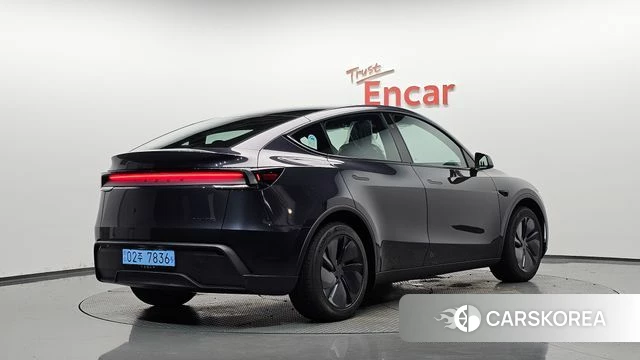 Tesla Model Y 2026 Серый из Кореи