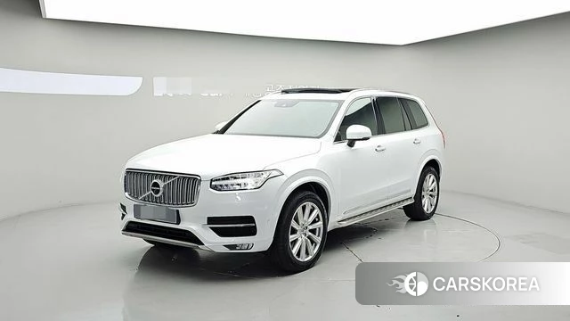 Volvo XC90 second Generation 2019 Белый из Кореи