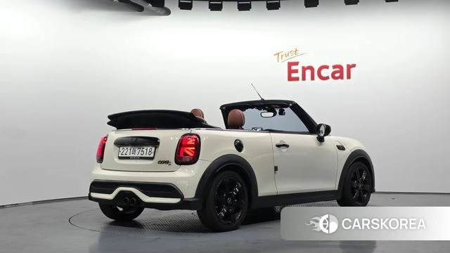 Mini Cooper S Convertible 2022 Жемчужный цвет из Кореи