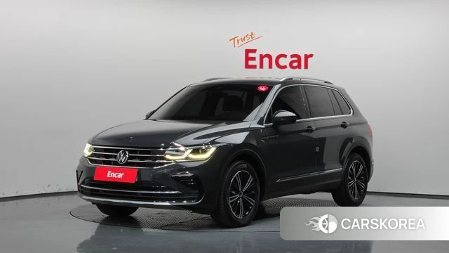 Volkswagen Tiguan second Generation 2022 Серый из Кореи