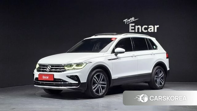 Volkswagen Tiguan second Generation 2021 Белый из Кореи