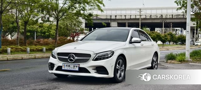 Mercedes-Benz C-class 2021 Белый из Китая