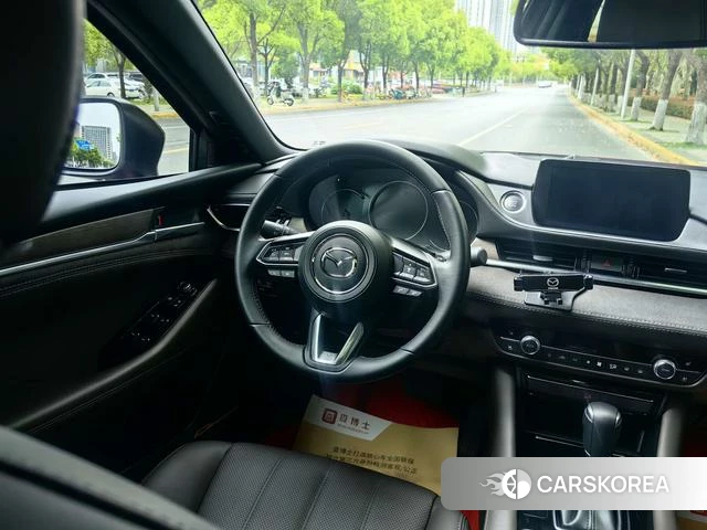 Mazda Atenza 2021 Красный из Китая