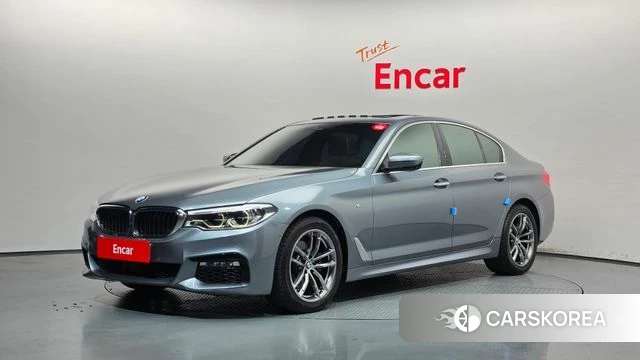 BMW 5 Series (G30) 2018 Серебристо-серый из Кореи