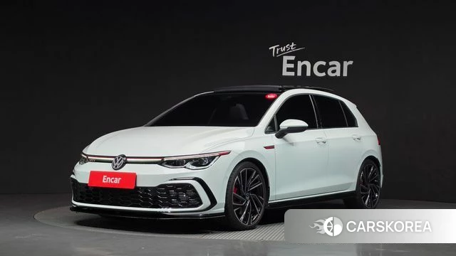 Volkswagen Golf 8th Generation 2023 Белый из Кореи
