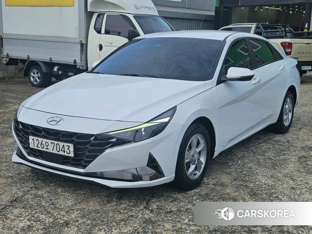 Hyundai Avante (CN7) 2021 Белый из Кореи