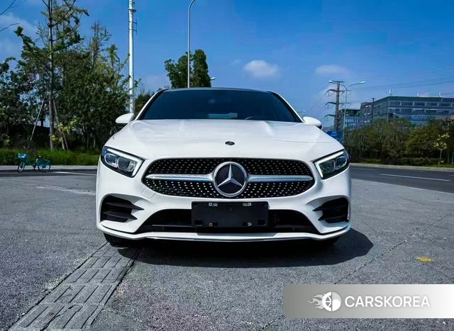 Mercedes-Benz A-Class 2020 Белый из Китая