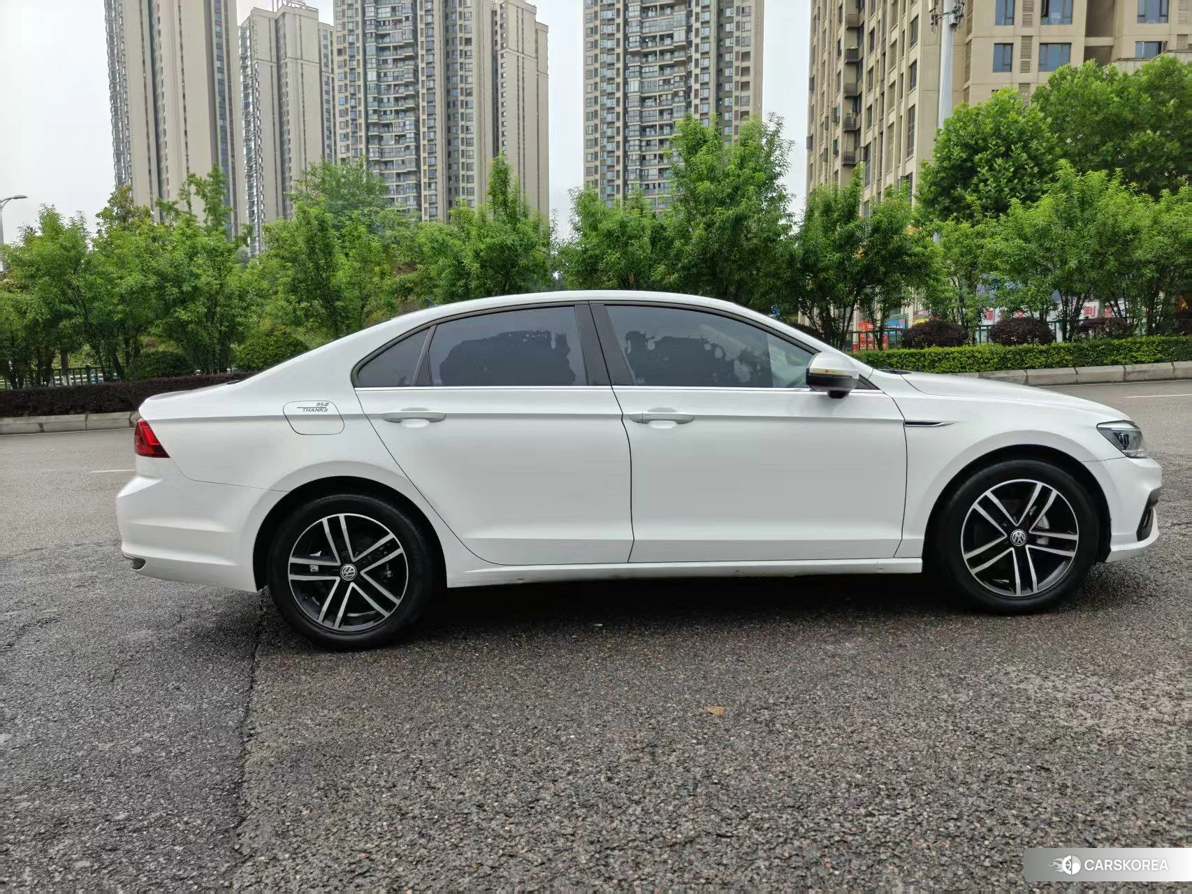 Volkswagen Lamando 2021 Белый из Китая