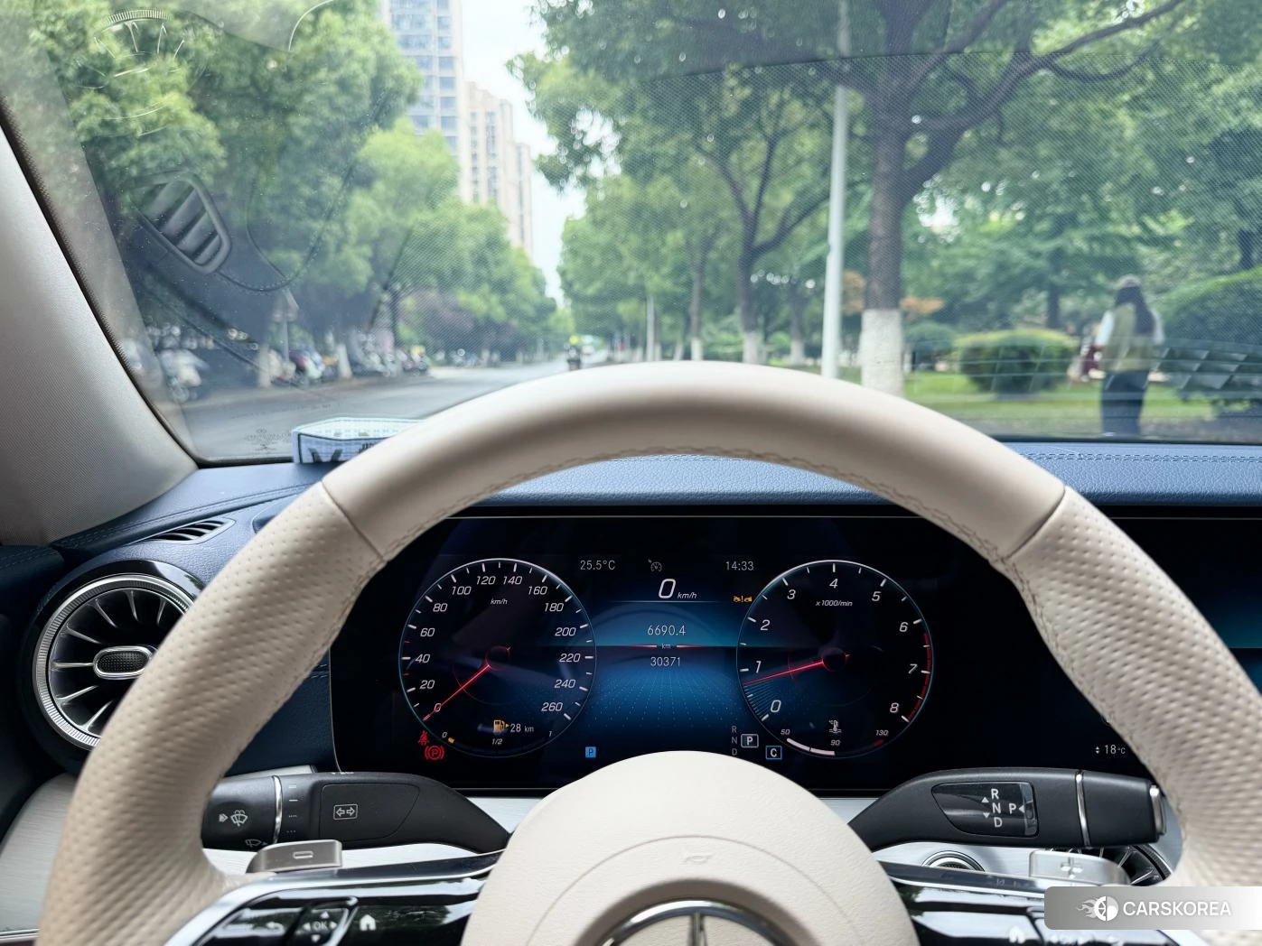 Mercedes-Benz E-Class 2022 Зеленый из Китая