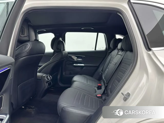 Mercedes-Benz GLC 2023 Белый из Китая