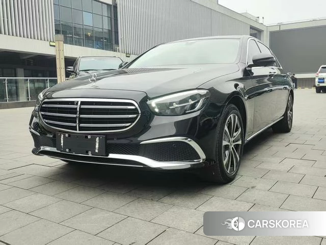 Mercedes-Benz E-Class 2023 Черный из Китая