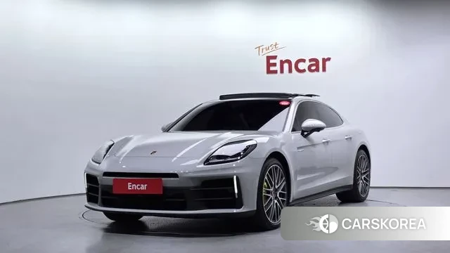 Porsche Panamera (972) 2024 Серебристо-серый из Кореи