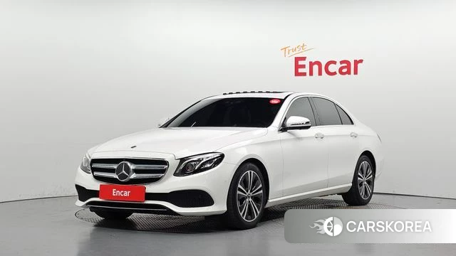 Mercedes-Benz E-Class W213 2020 Белый из Кореи