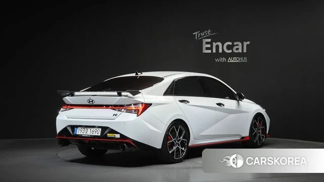 Hyundai Avante (CN7) 2022 Белый из Кореи