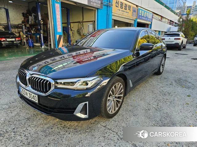 BMW 5 Series (G30) 2020 Черный из Кореи
