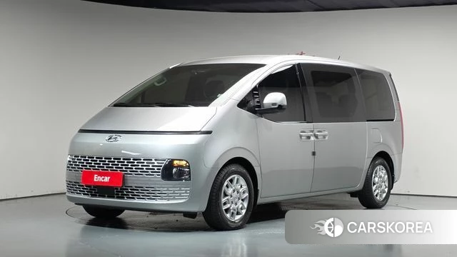 Hyundai Staria 2022 Серебристо-серый из Кореи