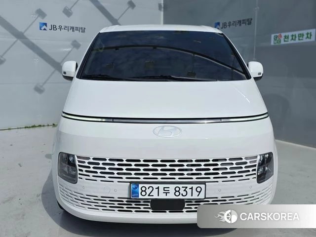 Hyundai Staria 2024 Белый из Кореи