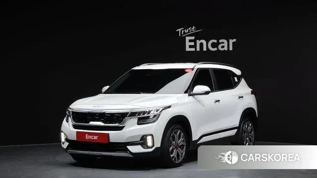Kia Seltos 2022 Белый из Кореи