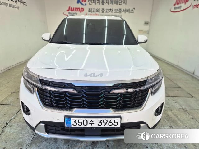 Kia The New Seltos 2023 Жемчужный цвет из Кореи