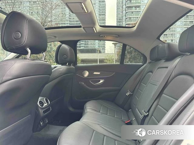 Mercedes-Benz C-class 2021 Белый из Китая