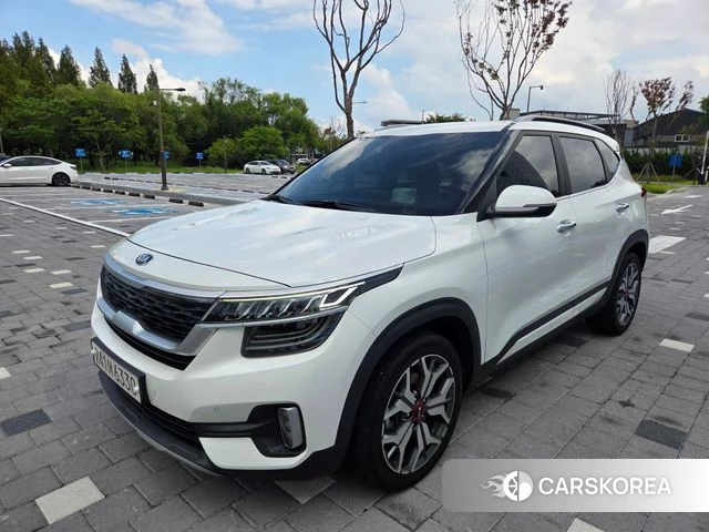 Kia Seltos 2020 Белый из Кореи