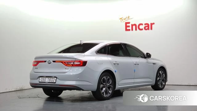 Renault Korea (Samsung) SM6 2018 Белый из Кореи