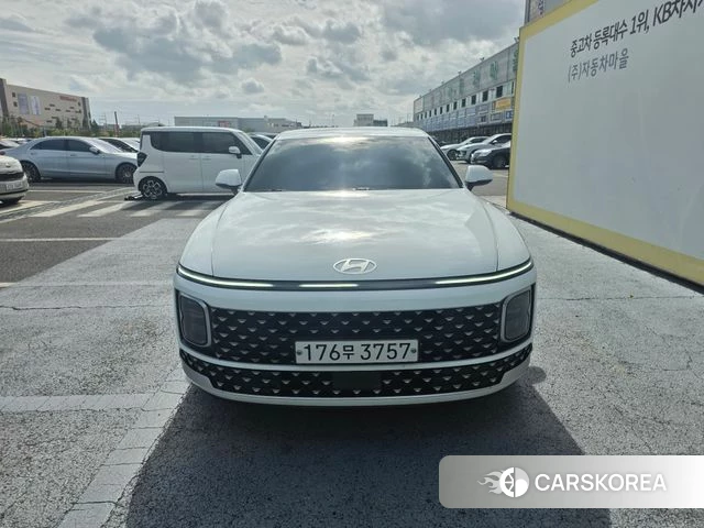 Hyundai Grandeur (GN7) 2023 Белый из Кореи