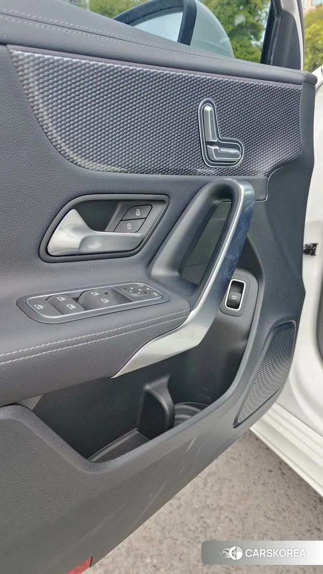 Mercedes-Benz A-Class 2022 Белый из Китая