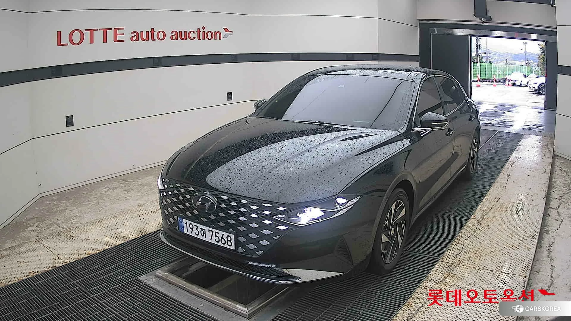 Hyundai Grandeur Hybrid 2023 Abyss Black Pearl из Кореи