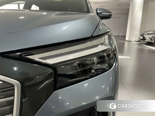 Audi Q4 2024 Синий из Китая