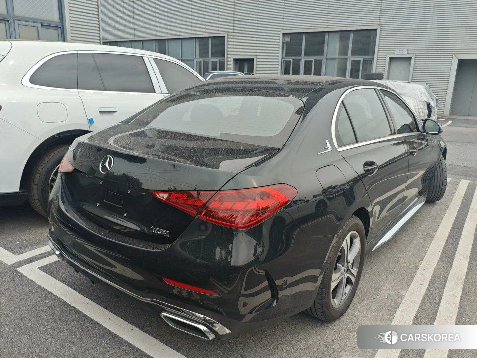 Mercedes-Benz C-class 2021 Зеленый из Китая