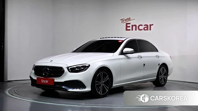 Mercedes-Benz E-Class W213 2021 Белый из Кореи, фото 2