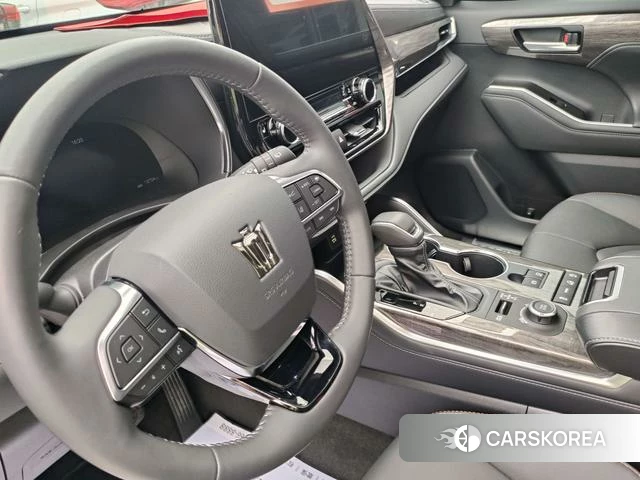 Toyota Crown 2024 Белый из Китая