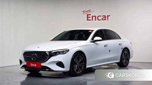 Mercedes-Benz E-Class W214 2024 Белый из Кореи