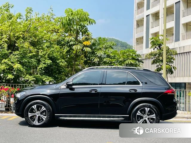 Mercedes-Benz GLE 2023 Черный из Китая