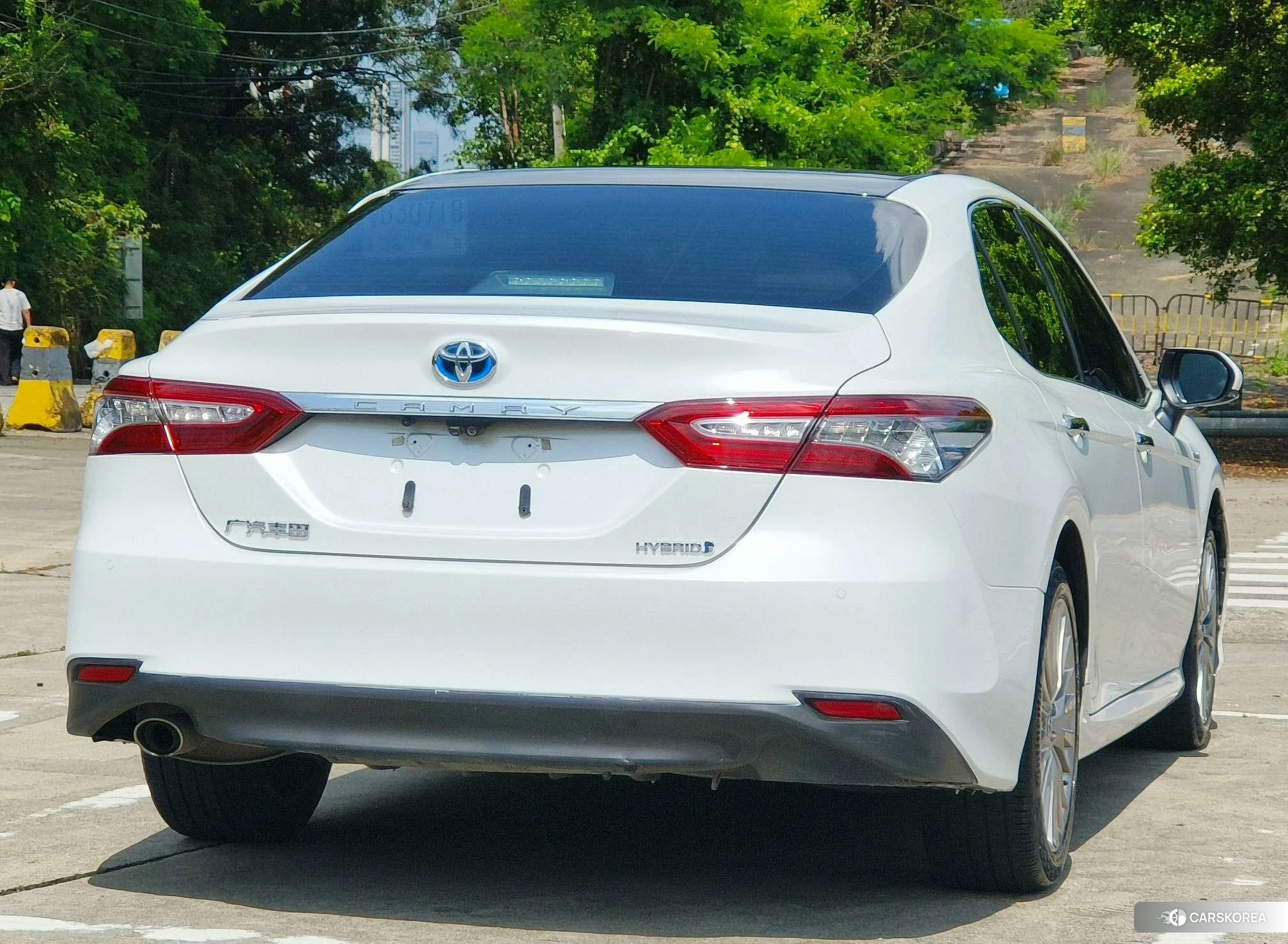 Toyota Camry 2020 Белый из Китая