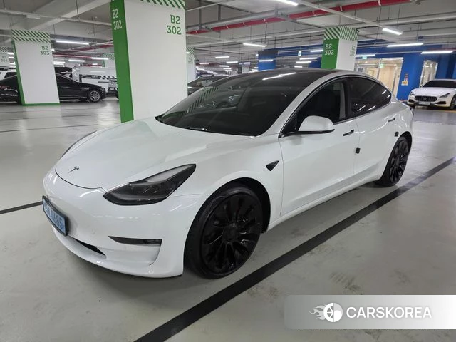 Tesla Model 3 2022 Белый из Кореи