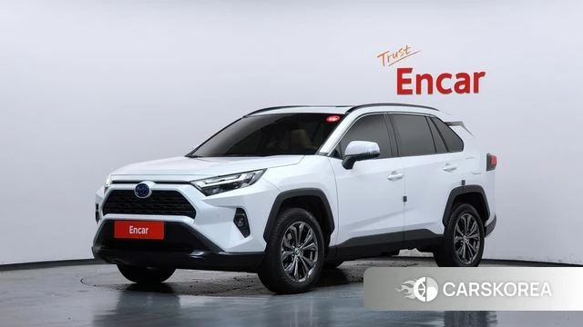 Toyota RAV4 5th Generation 2024 Белый из Кореи