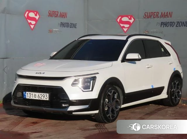 Kia Di Ol Nu Niro 2023 Белый из Кореи