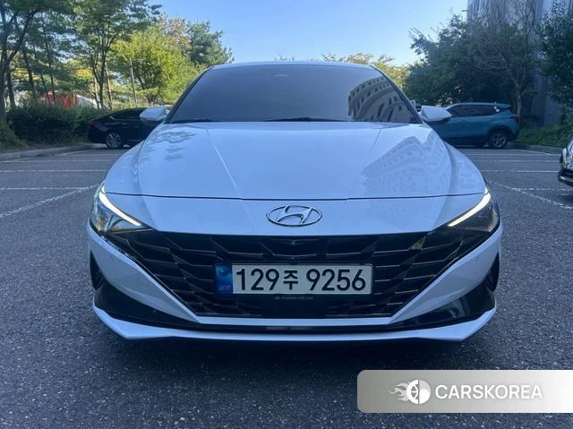 Hyundai Avante (CN7) 2021 Белый из Кореи