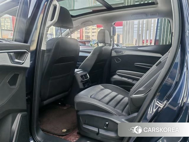 Volkswagen Talagon 2022 Синий из Китая