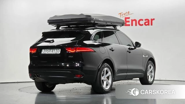 Jaguar F-PACE 2019 Черный из Кореи
