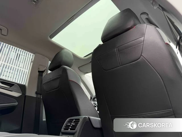 Volkswagen Lamando 2022 Красный из Китая