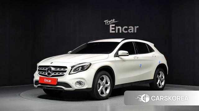 Mercedes-Benz GLA-Class X156 2018 Белый из Кореи