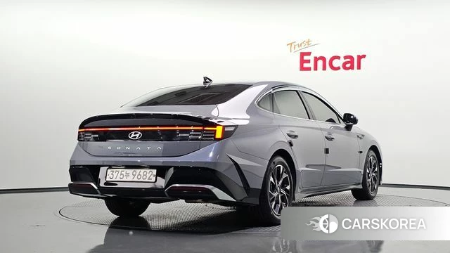 Hyundai Sonata D Edge (DN8) 2024 Серебристо-серый из Кореи