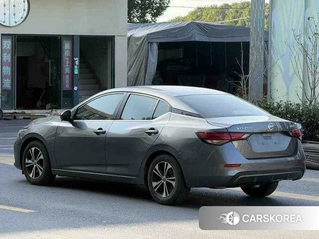 Nissan Sylphy 2021 Темно-серый из Китая